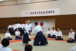 代表・古田一雄写真